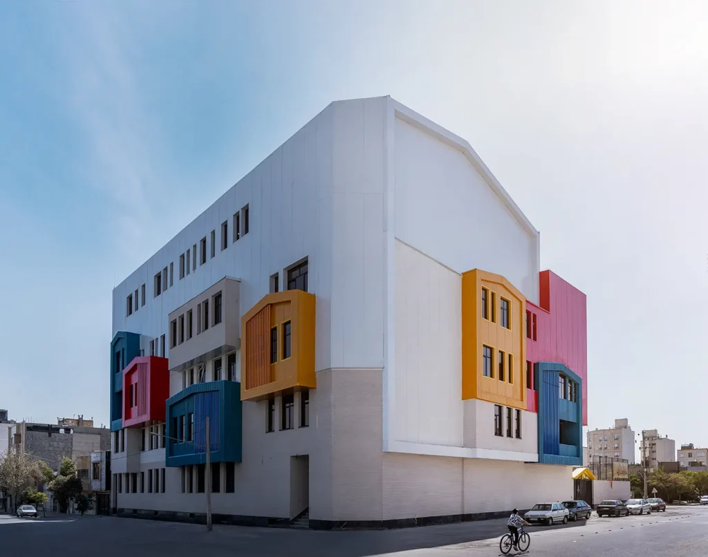 عکاسی معماری ساختمان مدرسه مشهد